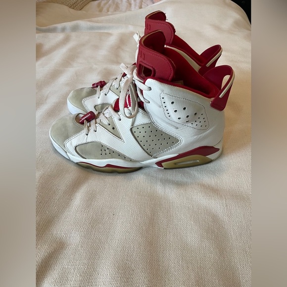 Men Nike Air Jordan 6 Retro Alternate Size 9 - Picture 2 of 6